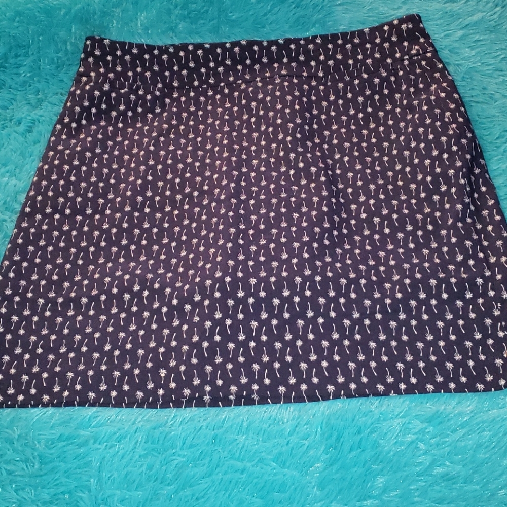 Prophecy navy blue/white palm trees skort size 12